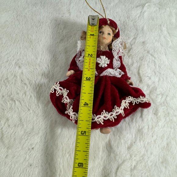 Set Of 8 Vintage Dillards Trimmings Victorian Porcelain Doll Ornaments Red - Picture 7 of 10